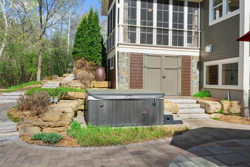 127-web-or-mls-896 Highlander Trail -146.jpg