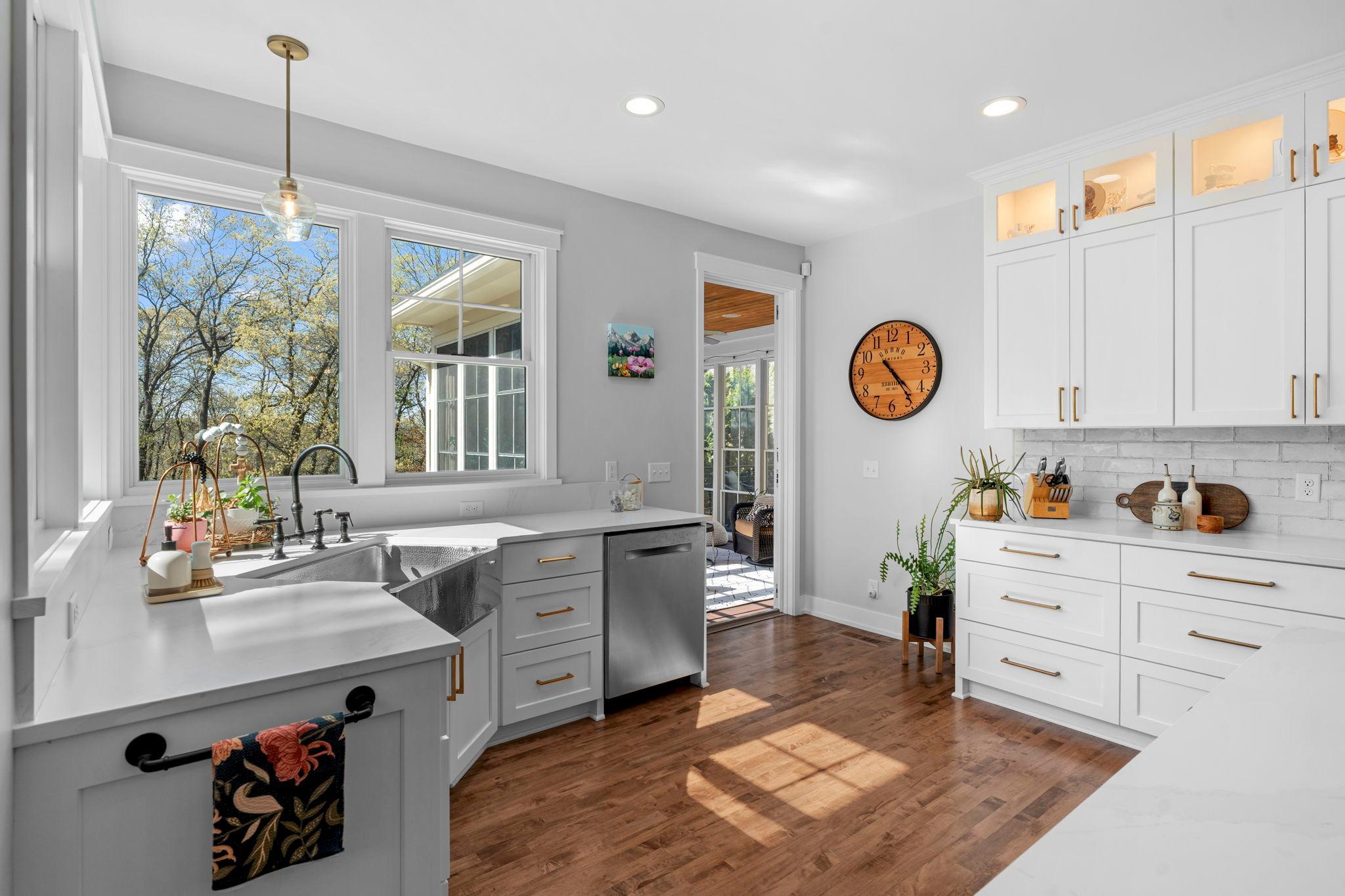 44-web-or-mls-896 Highlander Trail -348.jpg
