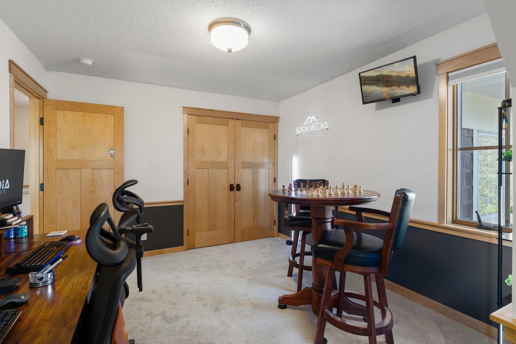 87-web-or-mls-896 Highlander Trail -584.jpg