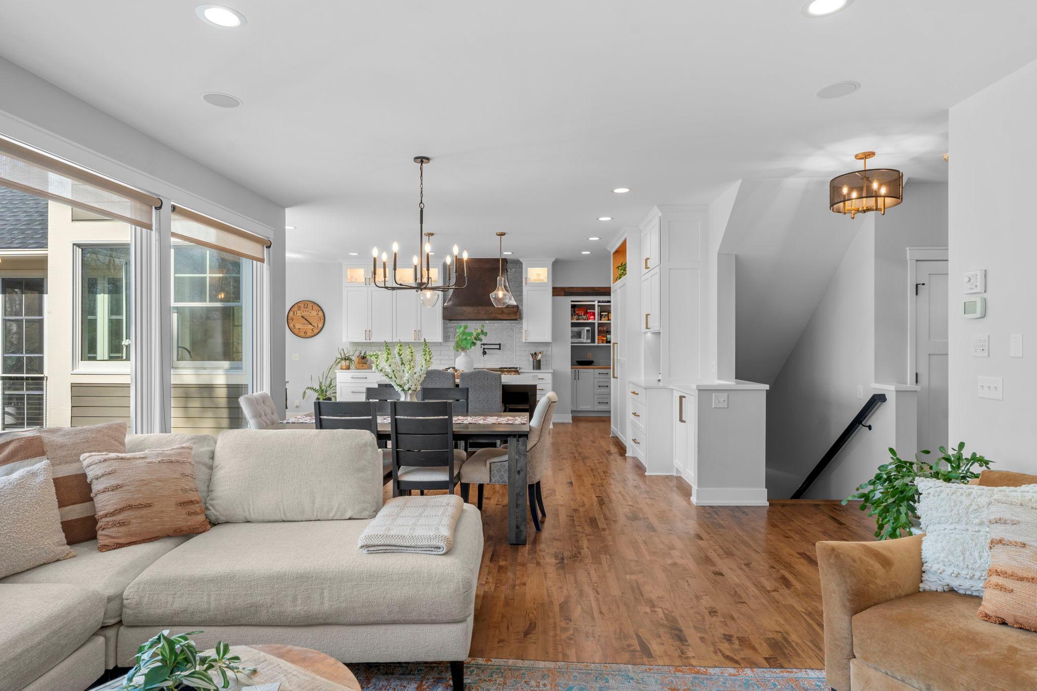 38-web-or-mls-896 Highlander Trail -318.jpg