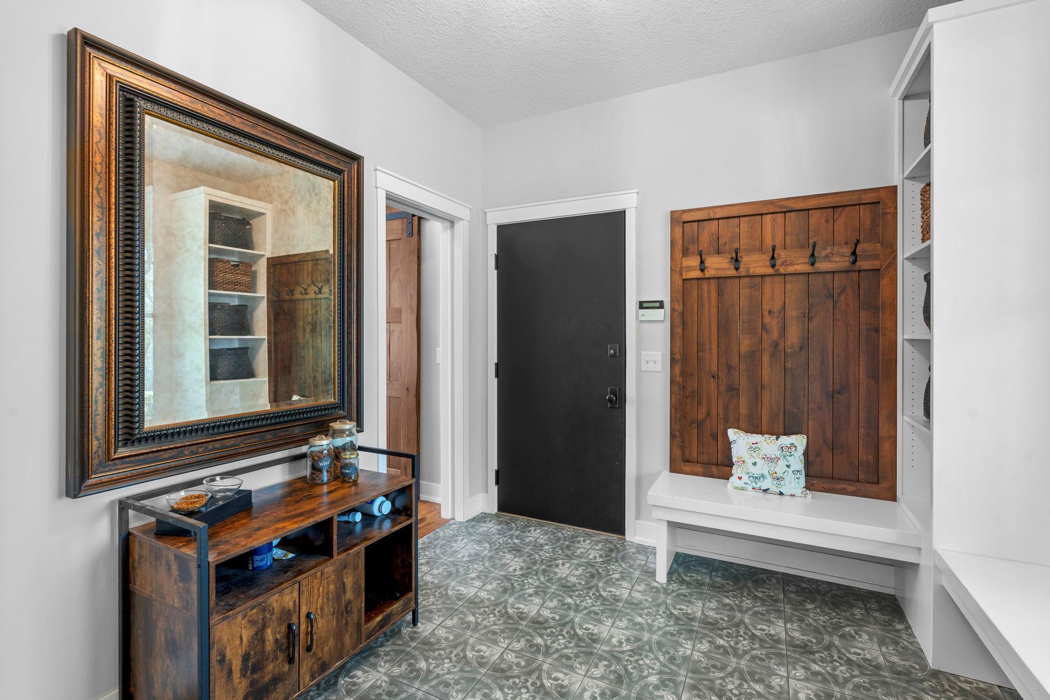 57-web-or-mls-896 Highlander Trail -423.jpg
