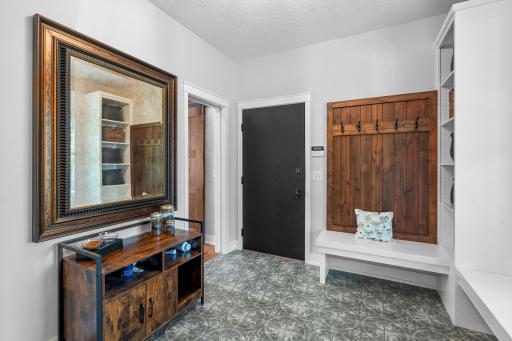 57-web-or-mls-896 Highlander Trail -423.jpg