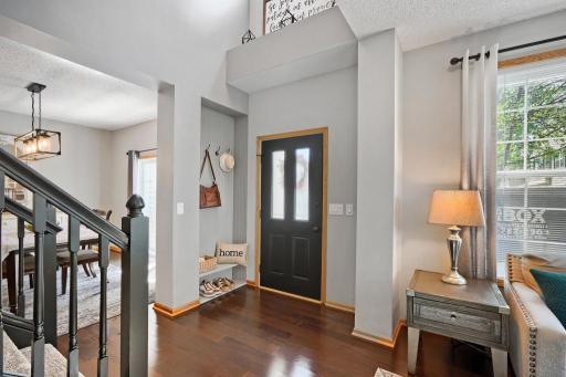 890 Braunworth Court, Chaska, MN 55318