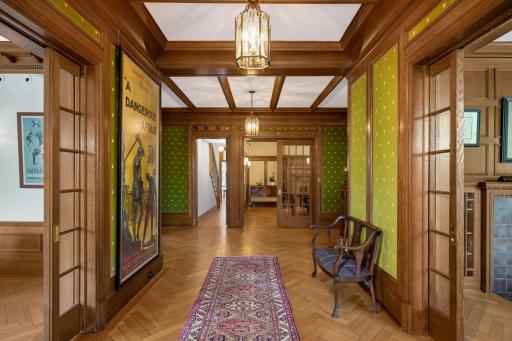 The velvet wall-coverings (with a bumblebee motif) add a touch of luxury and whimsey.