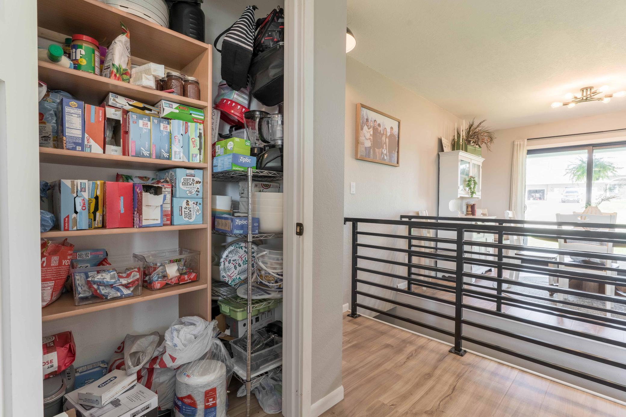 506 E Summit-137.jpg