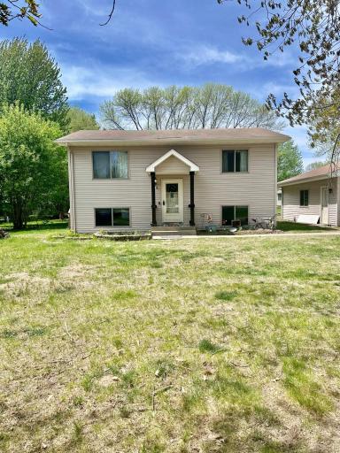 1455 Adams Street S, Cambridge, MN 55008