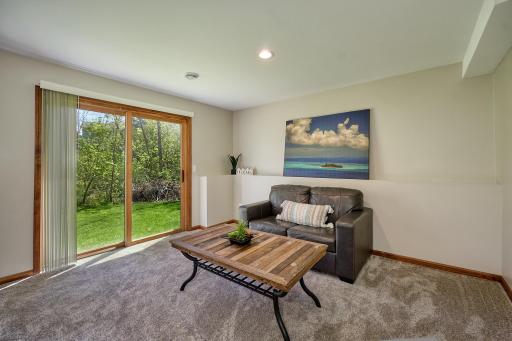 2592 Blue Bill Circle, Saint Paul, MN 55110