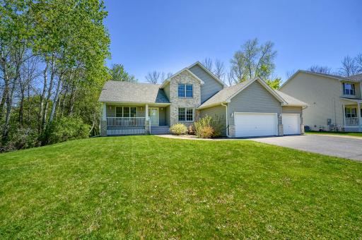 2592 Blue Bill Circle, Saint Paul, MN 55110