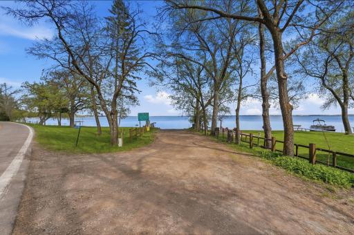 14171 Skyline Drive, Spicer, MN 56288