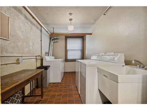 1204 Harmon Place, 10, Minneapolis, MN 55403