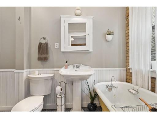 1204 Harmon Place, 10, Minneapolis, MN 55403