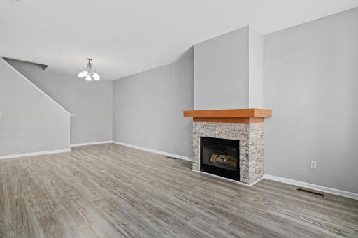 1234 Crystal Place E, Chaska, MN 55318