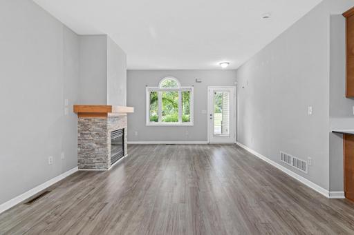 1234 Crystal Place E, Chaska, MN 55318