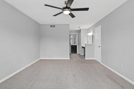 1234 Crystal Place E, Chaska, MN 55318