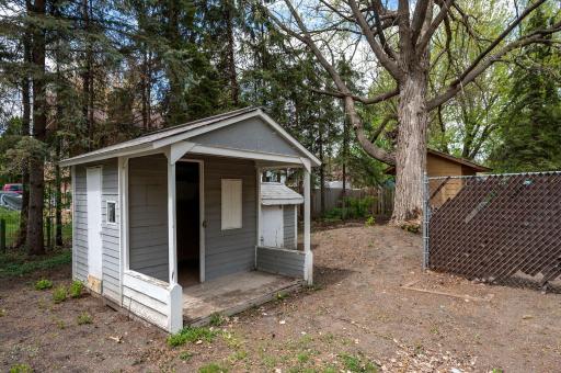 8001 Aldrich Avenue N, Minneapolis, MN 55444