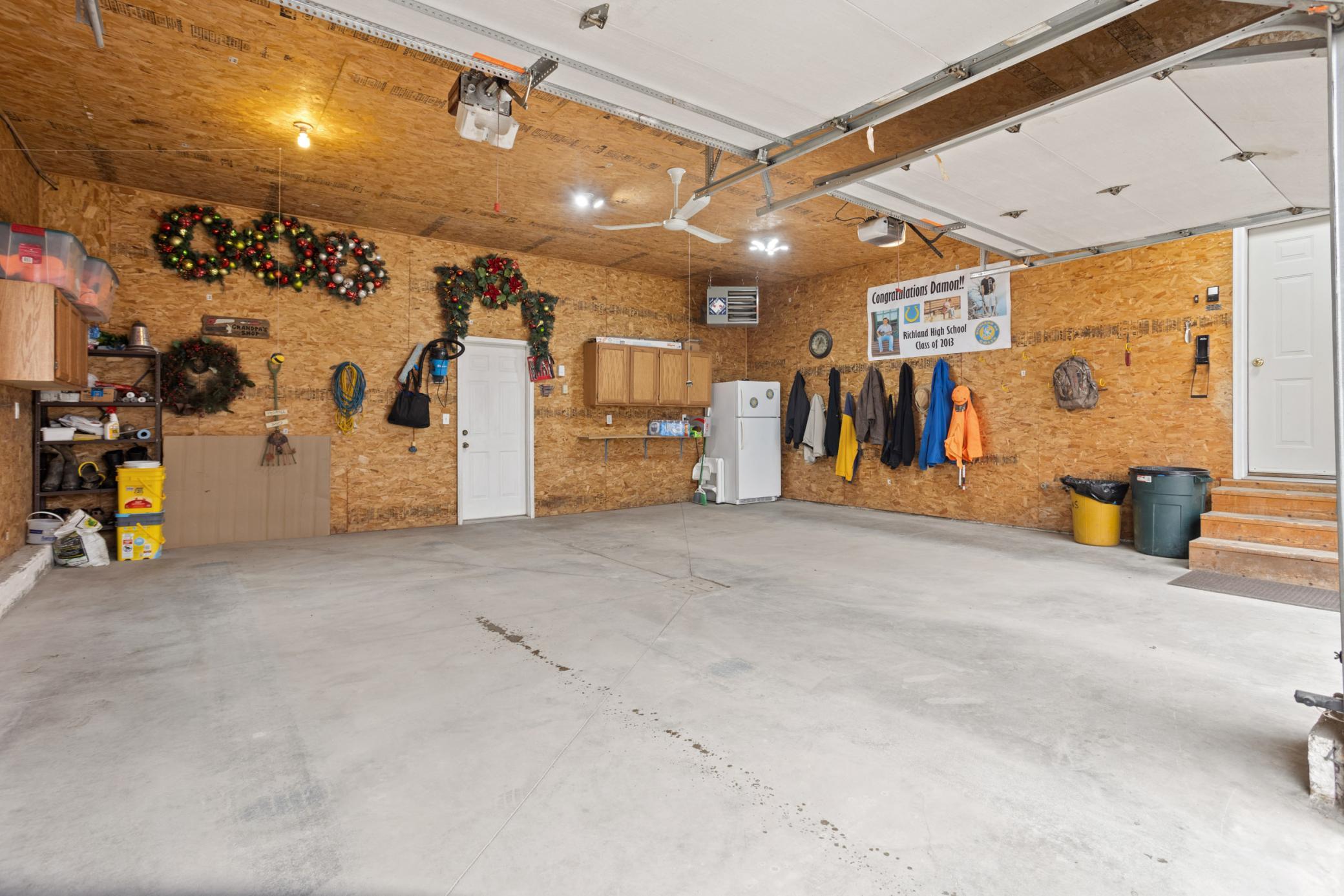2 Stall Heated Garage