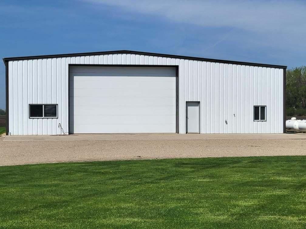 Heated Shop with Office