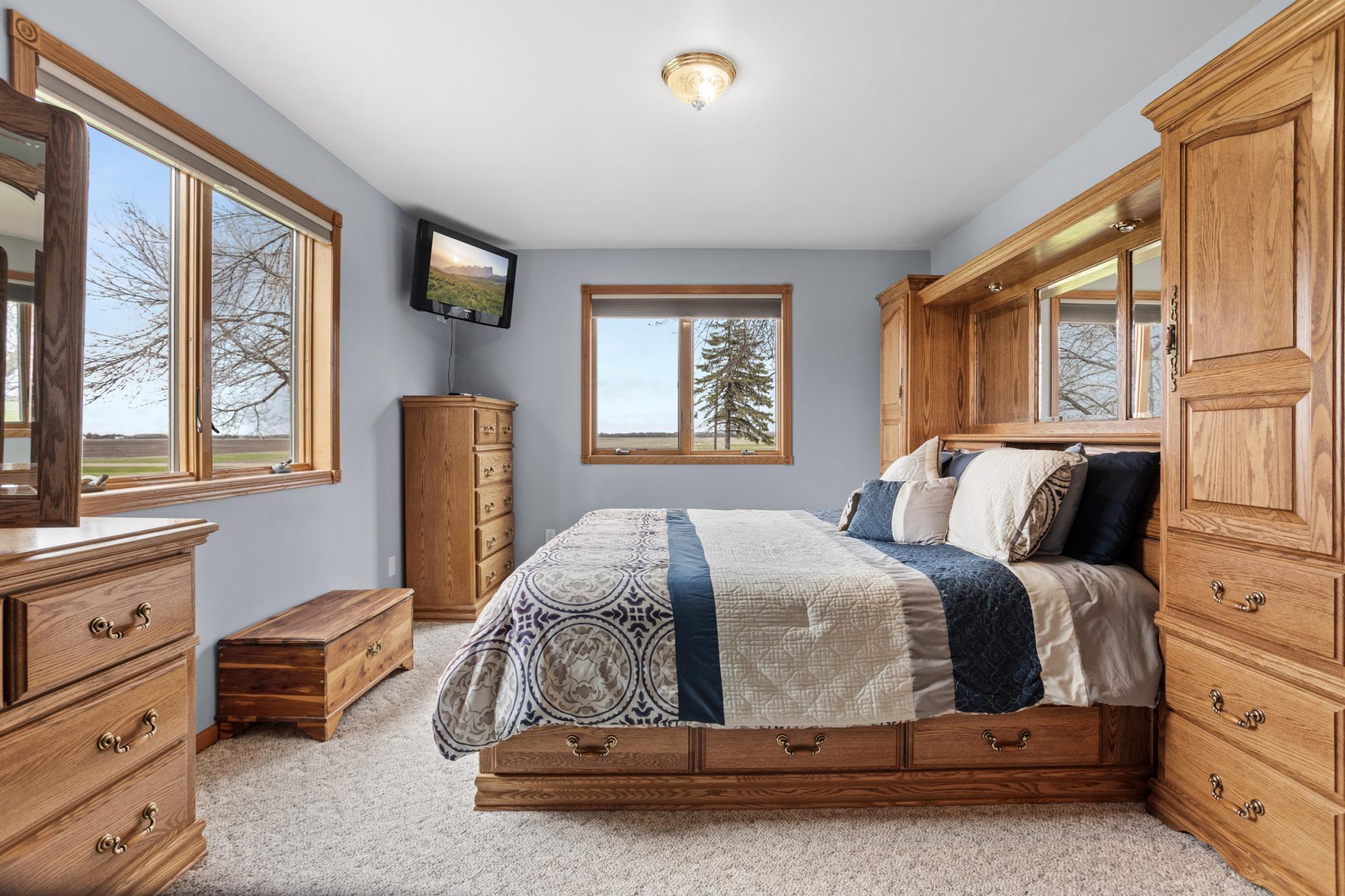 Mainfloor Bedroom