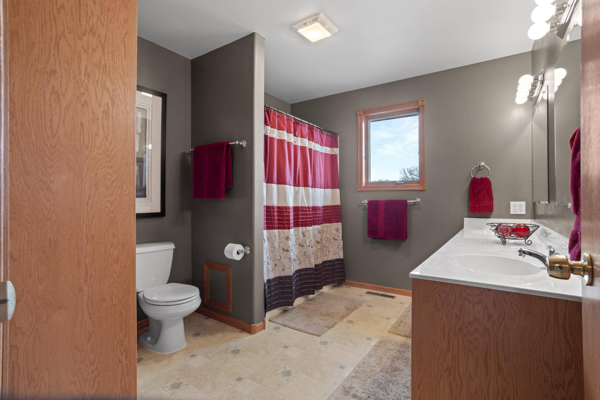 2nd Floor Bath with Dual Vanity