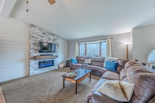 11212 Pozar Road, Chisholm, MN 55719