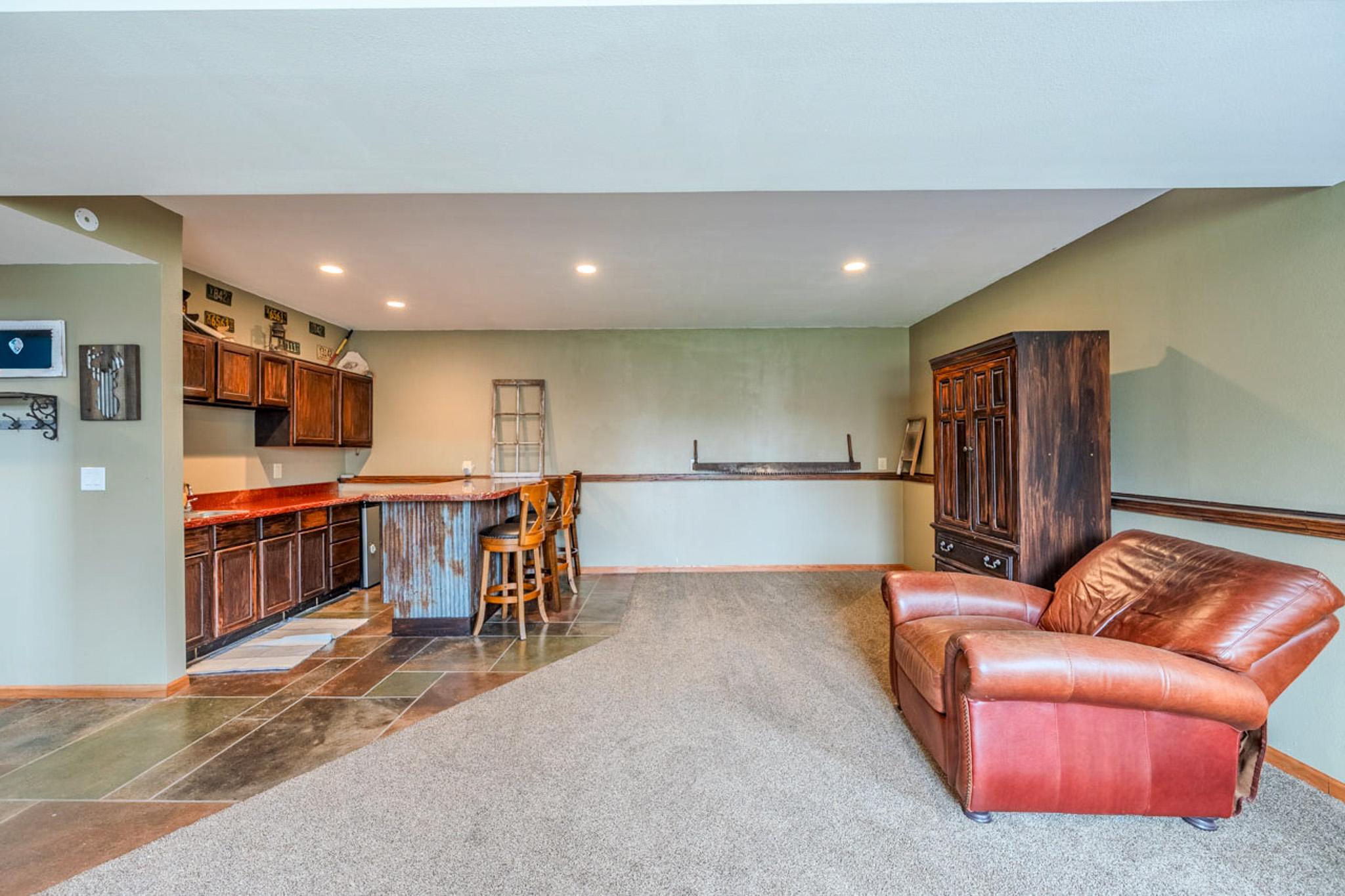 11212Pozar-MLS-526-60.jpg