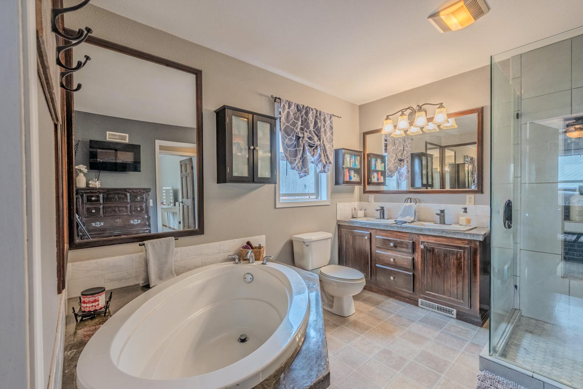 11212Pozar-MLS-526-69.jpg