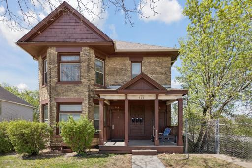 765 Edgerton Street E, Saint Paul, MN 55130