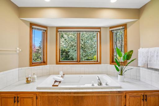 6262 Fernbrook Lane N, Maple Grove, MN 55311