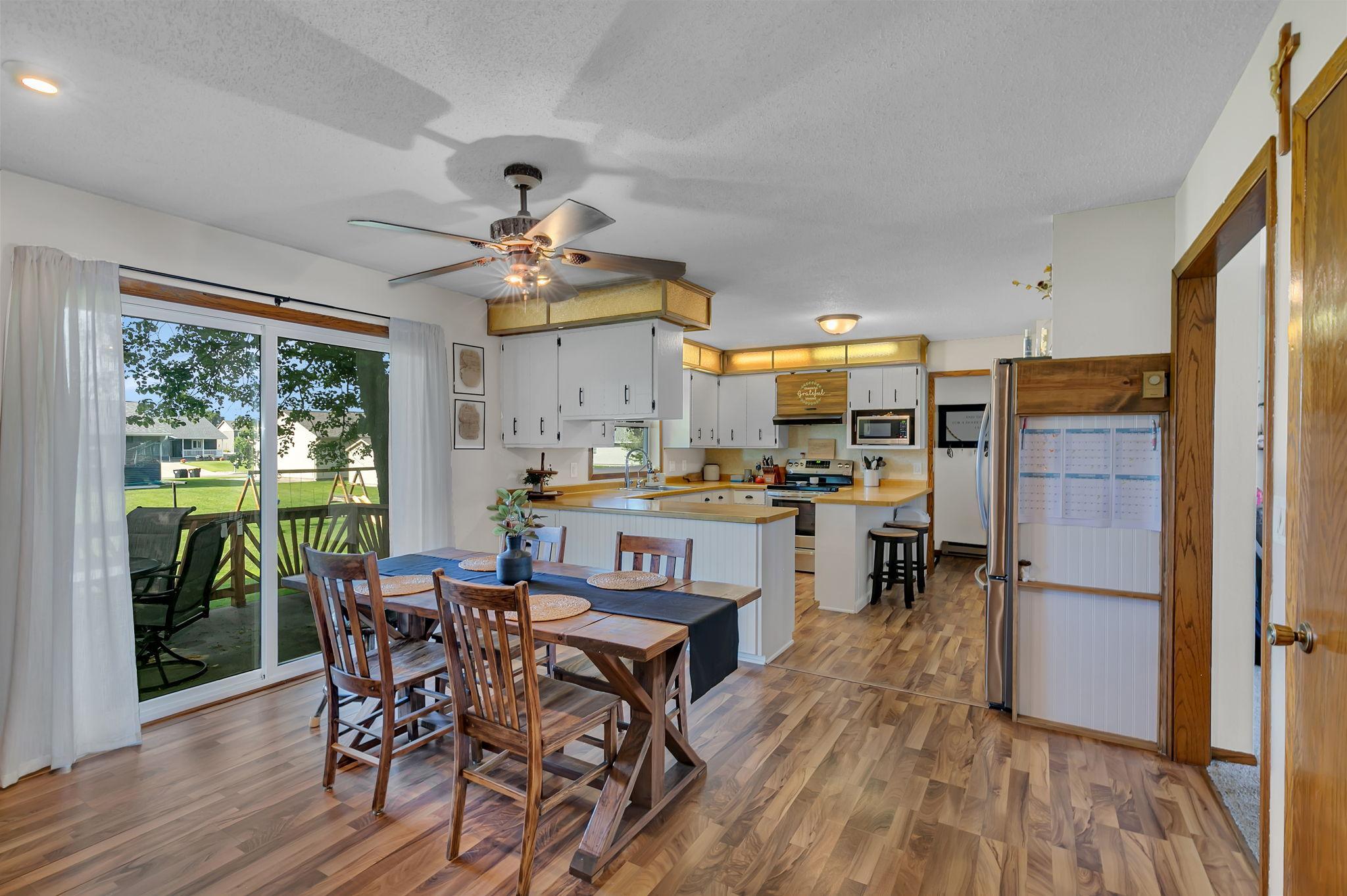 Kitchen & Dining Room