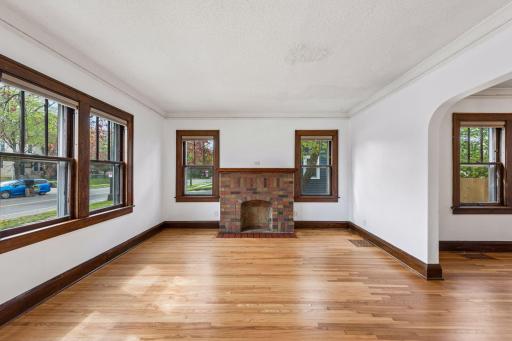 1457 Edgerton Street, Saint Paul, MN 55130