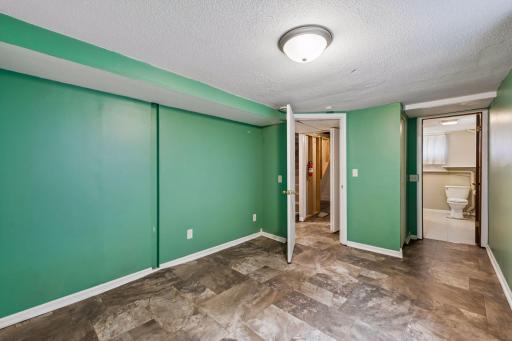 1457 Edgerton Street, Saint Paul, MN 55130