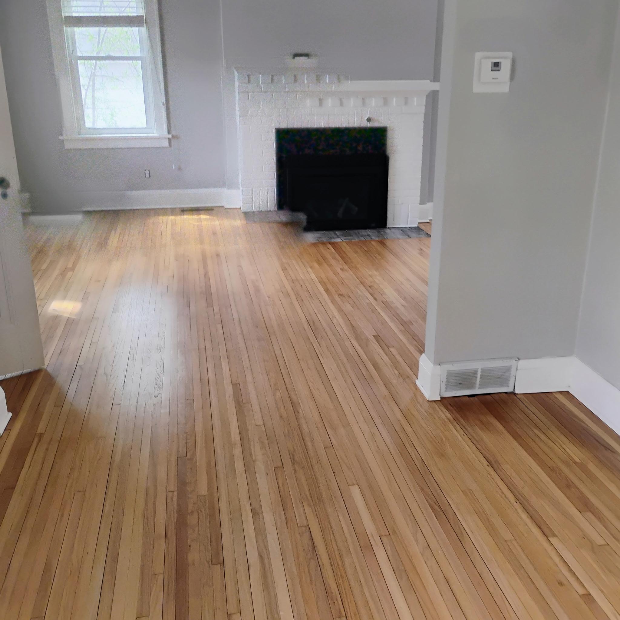 new floors living room.jpg