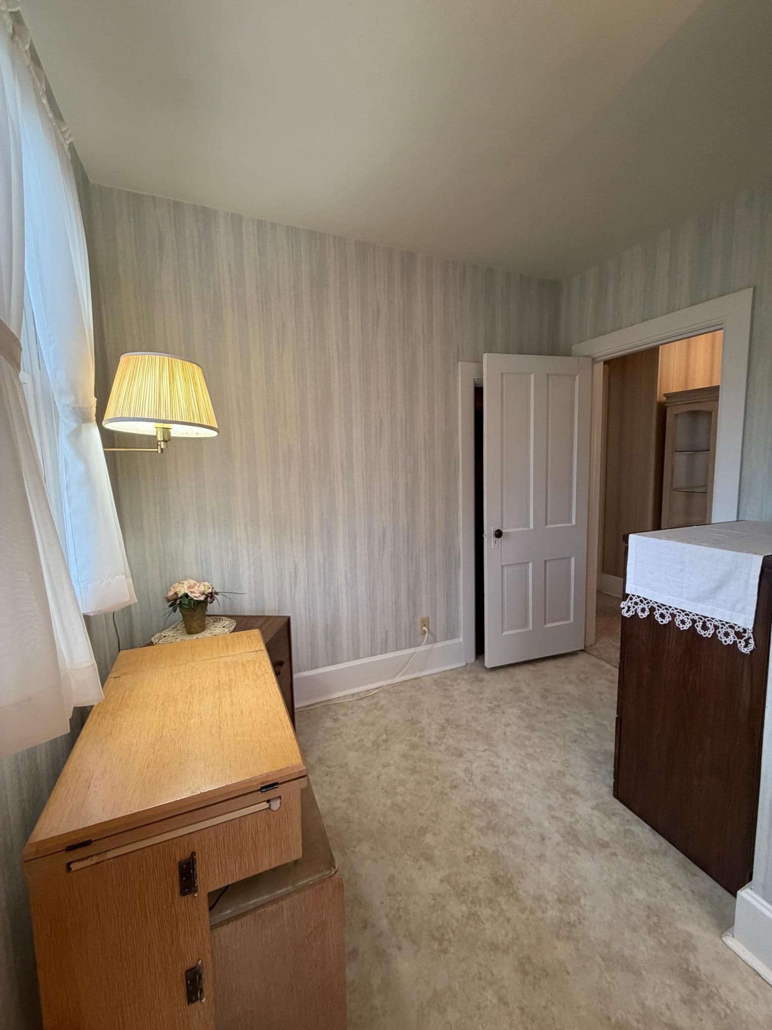 4th bedroom.JPG