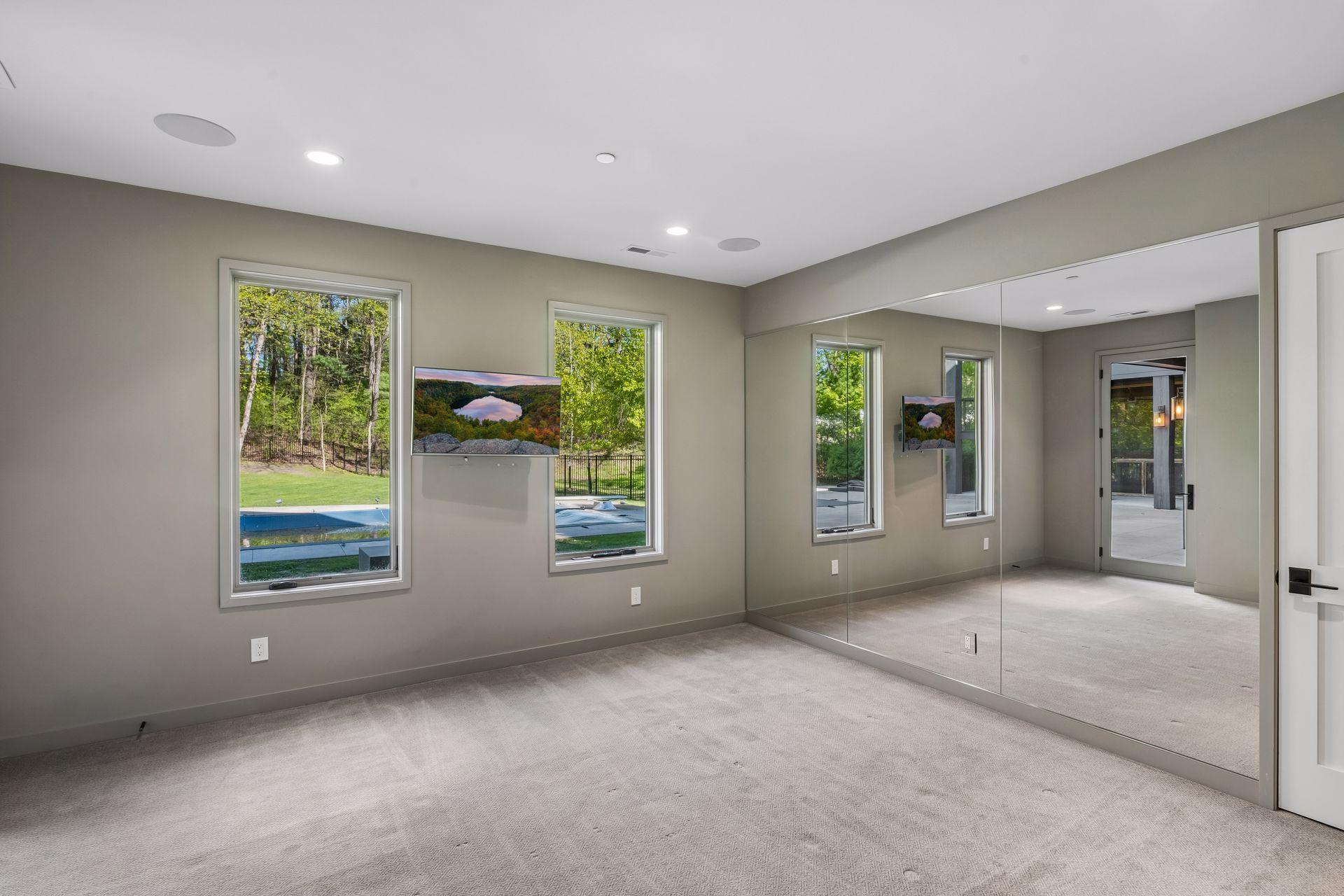 6th Bedroom- set up for workout area