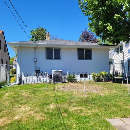 704 16th Avenue N, South Saint Paul, MN 55075