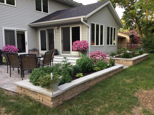 1705 James Court, Burnsville, MN 55337