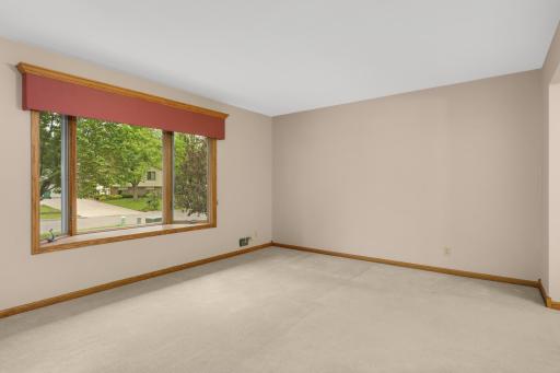 1705 James Court, Burnsville, MN 55337