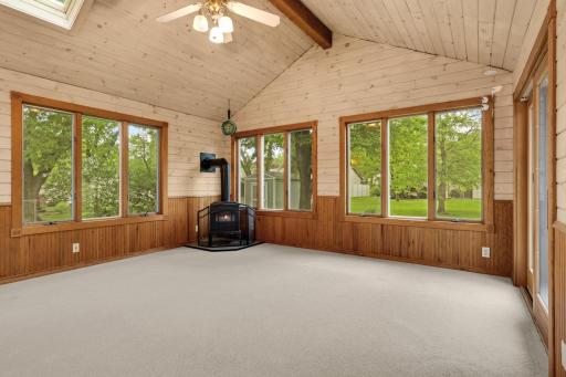 1705 James Court, Burnsville, MN 55337