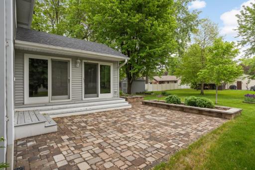 1705 James Court, Burnsville, MN 55337