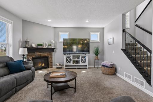 15711 Fair Hill Way, Saint Paul, MN 55124