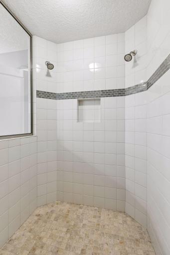 15711 Fair Hill Way, Saint Paul, MN 55124
