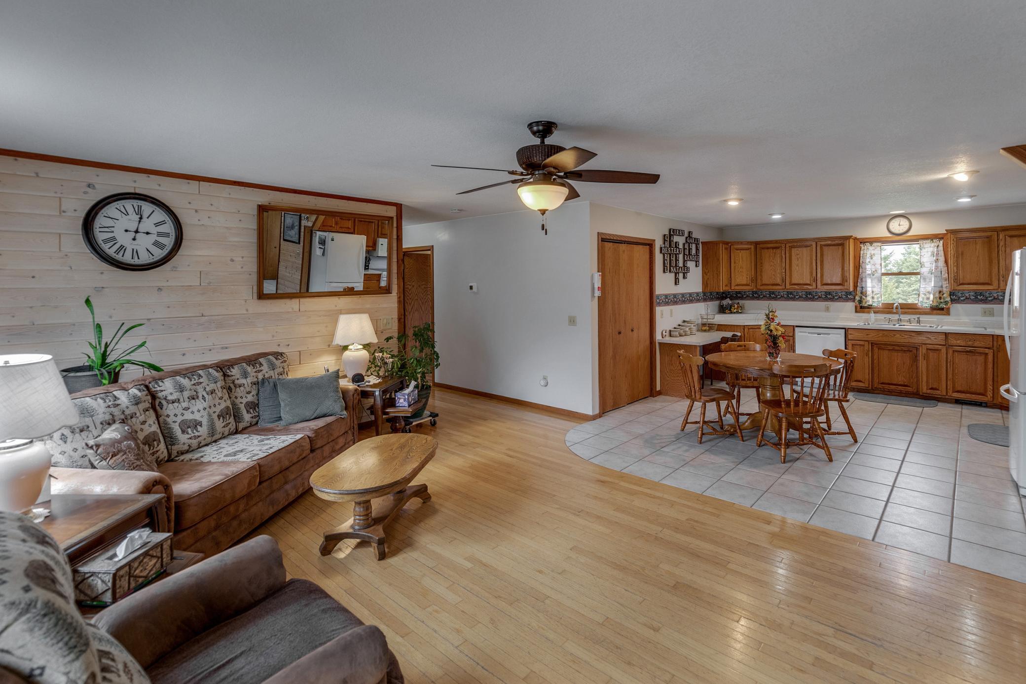 Kitchen/Living Room