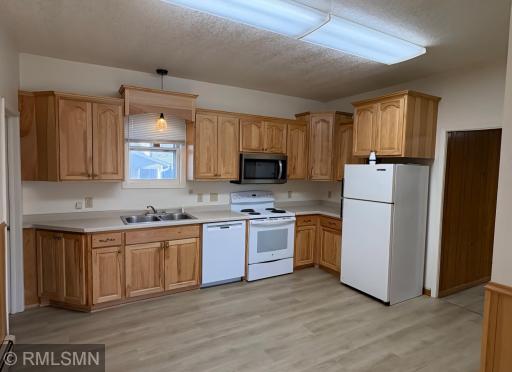 216 Birch Avenue S, Maple Lake, MN 55358