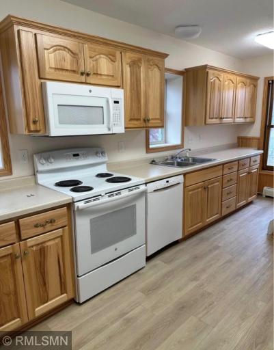 216 Birch Avenue S, Maple Lake, MN 55358