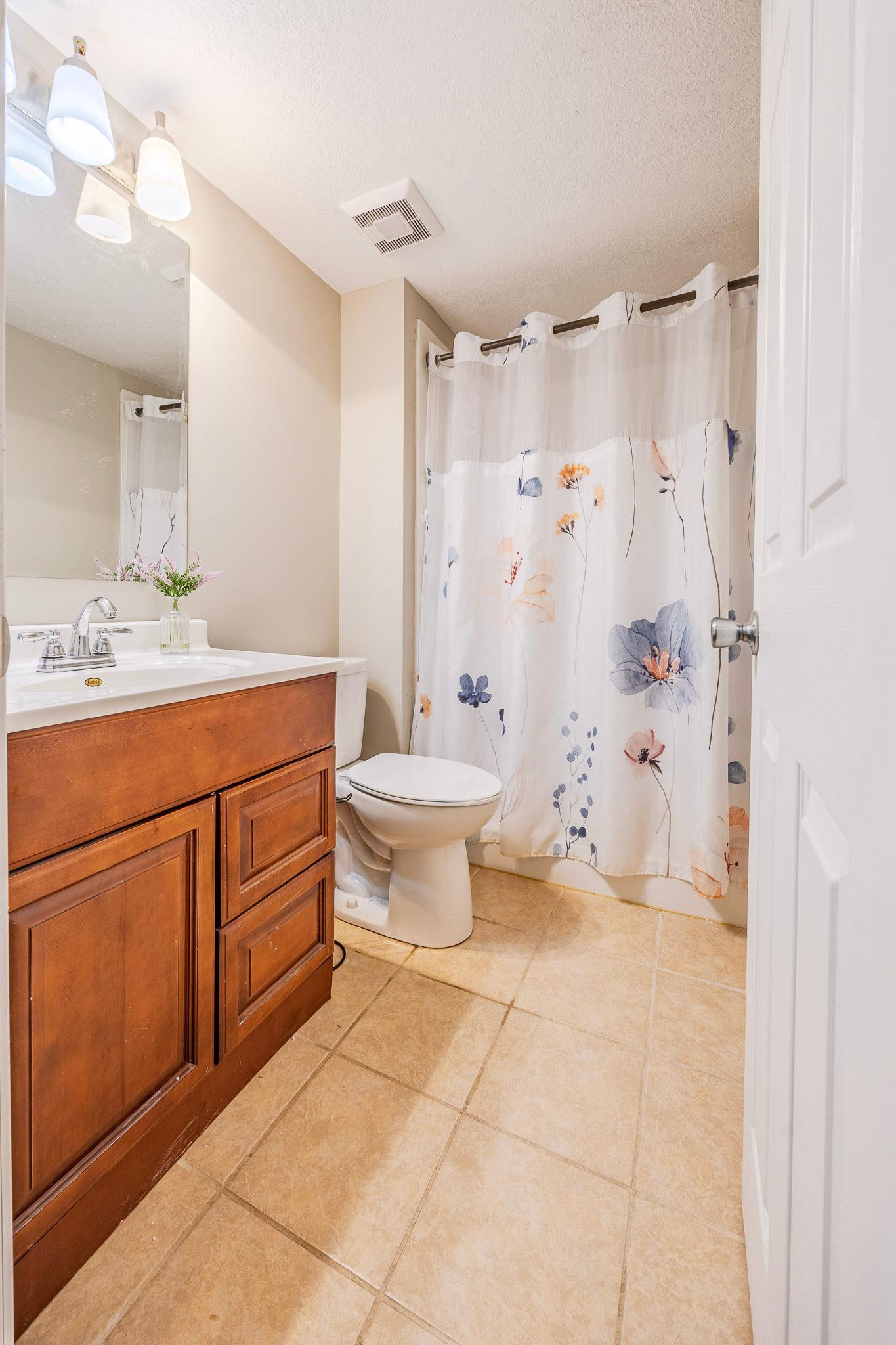 Lower level bath with walk-in shower!