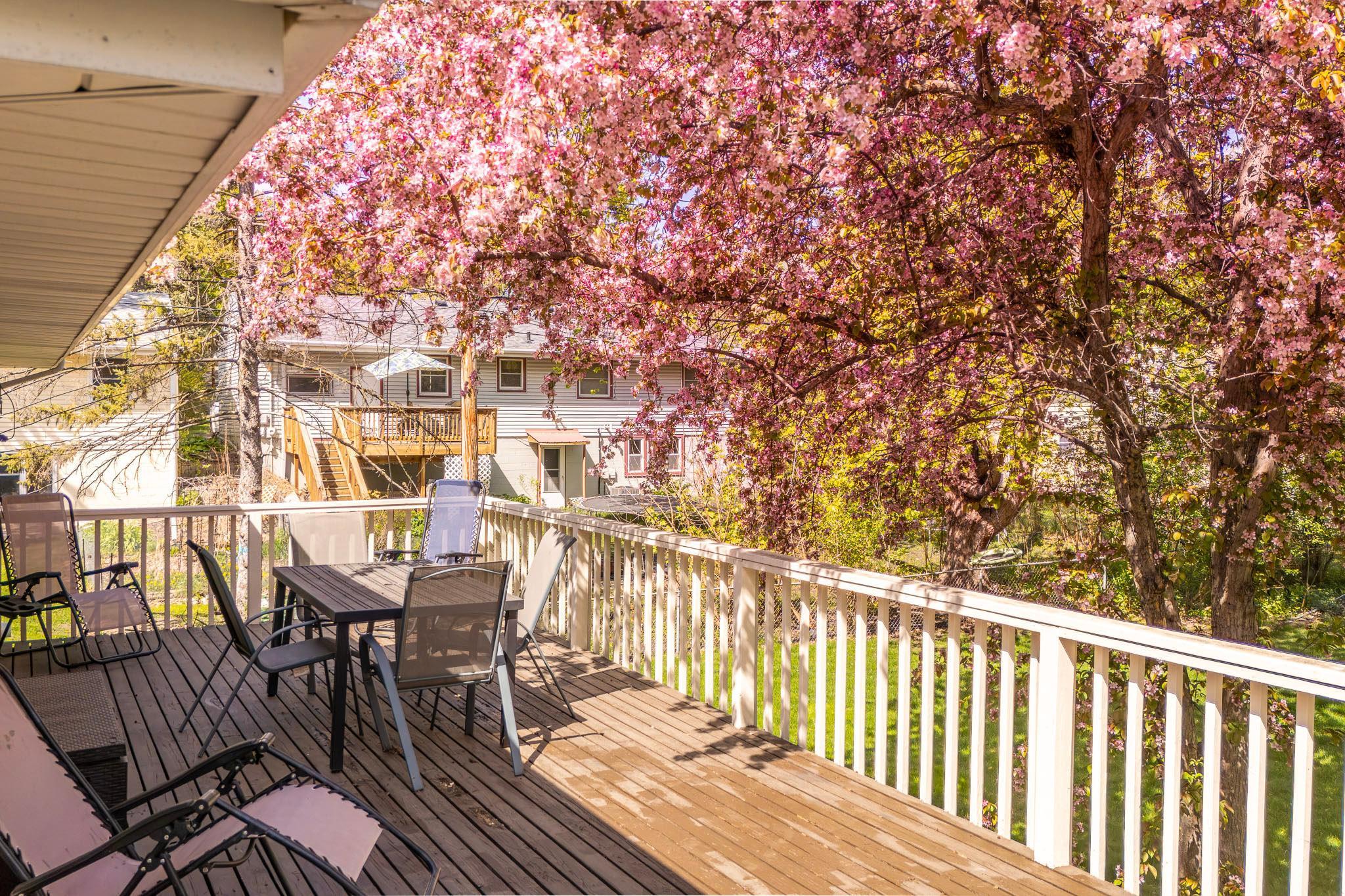 Large deck off back of house!