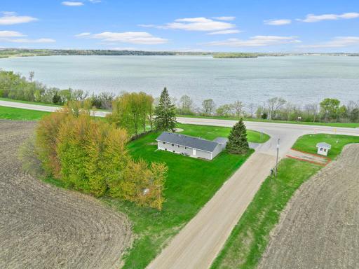 9285 Parley Lake Road, Waconia, MN 55387