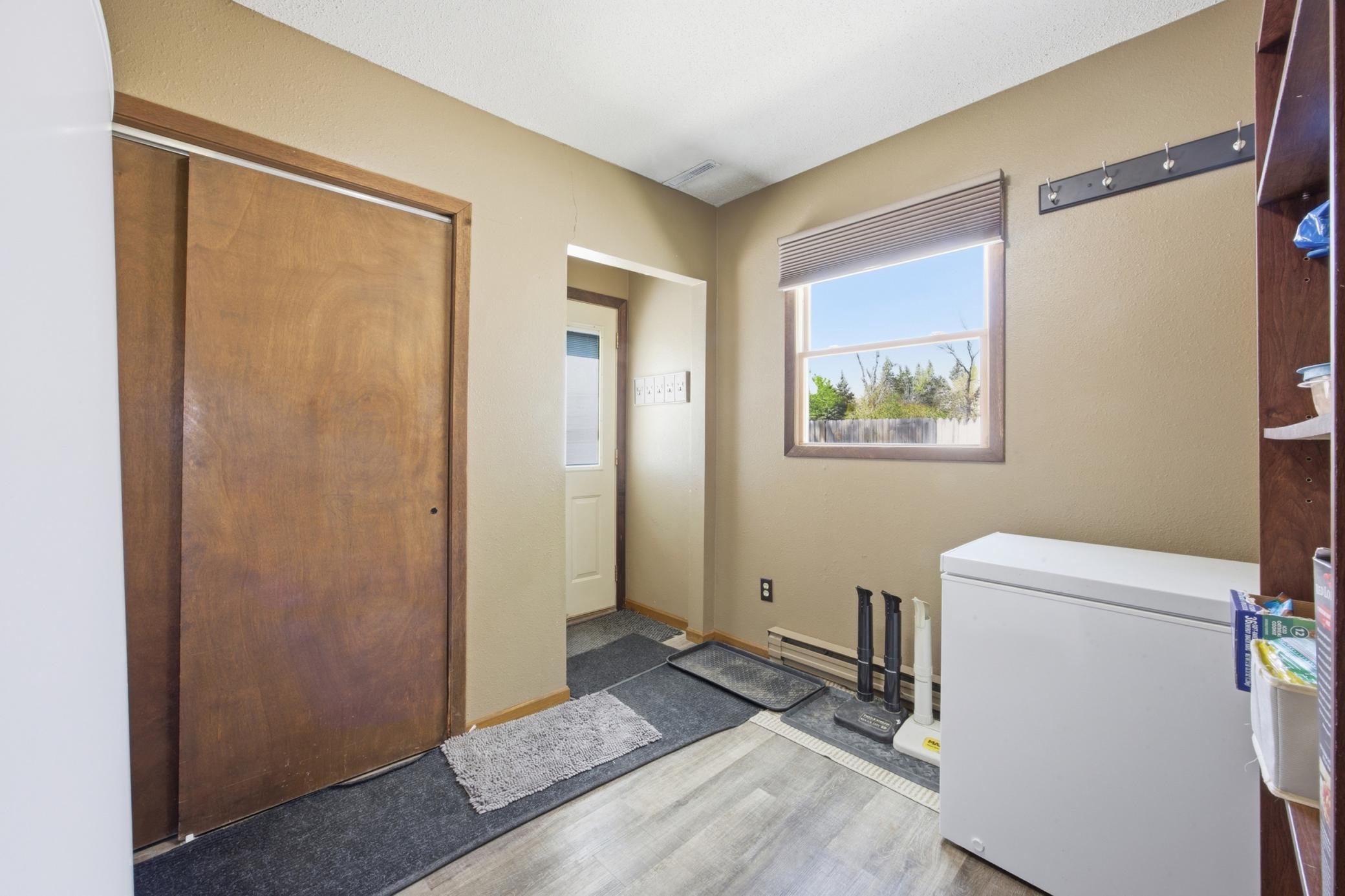 Back Entrance/Foyer