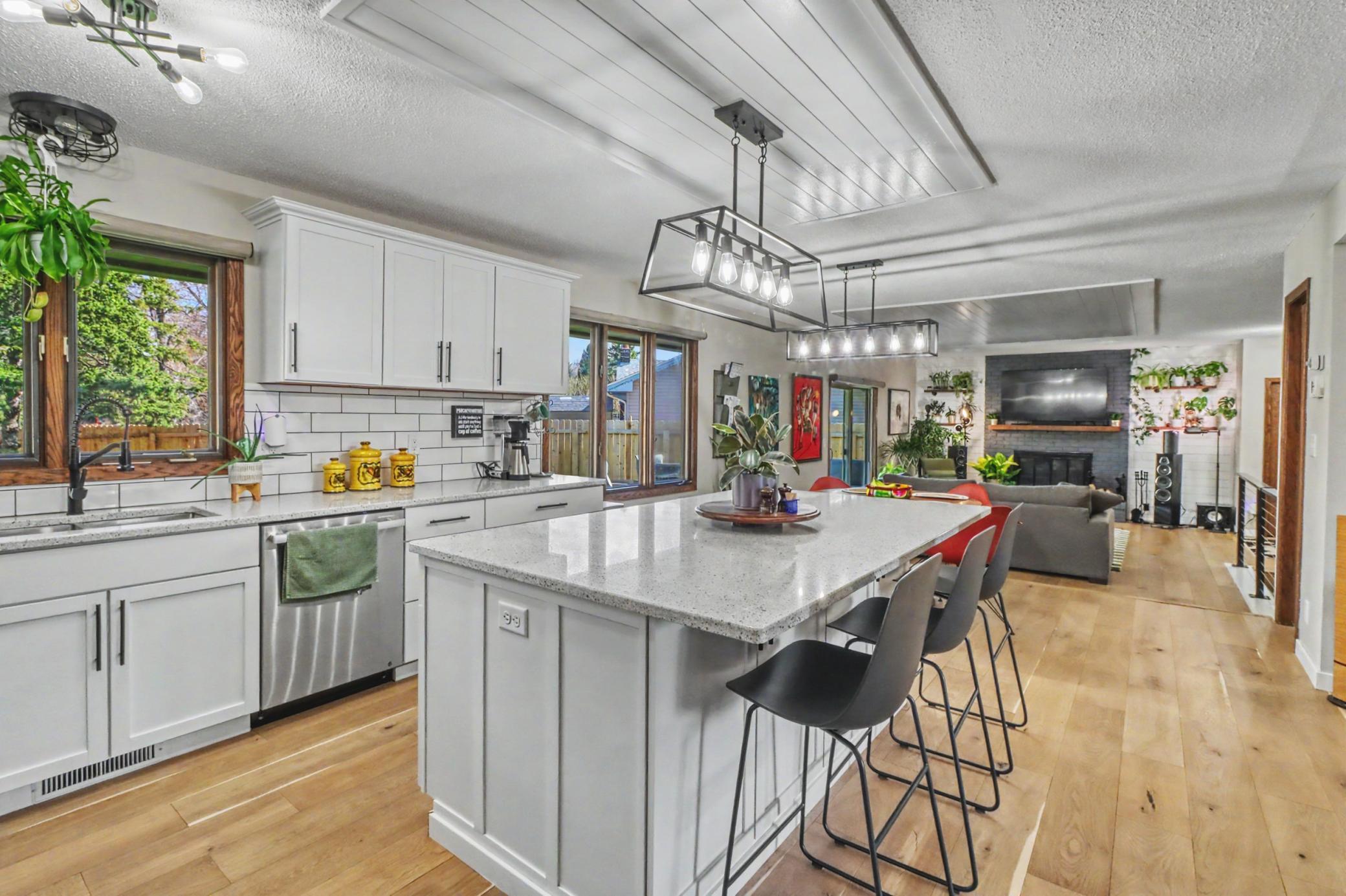 Kitchen1_4.jpeg