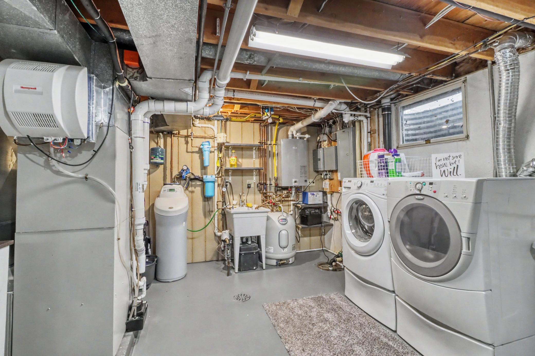 Laundry_mechanical1_1.jpeg